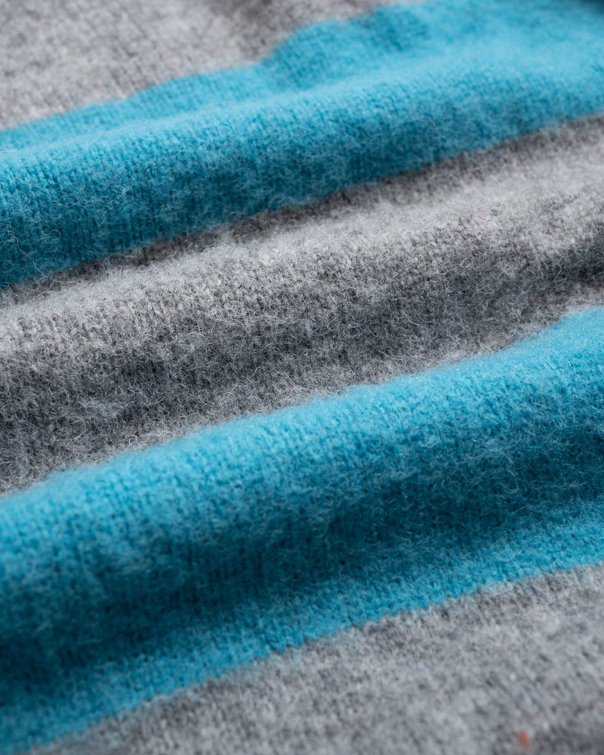 Shaggy Bear Women - Chunky Stripes - Grooveyard (Women)